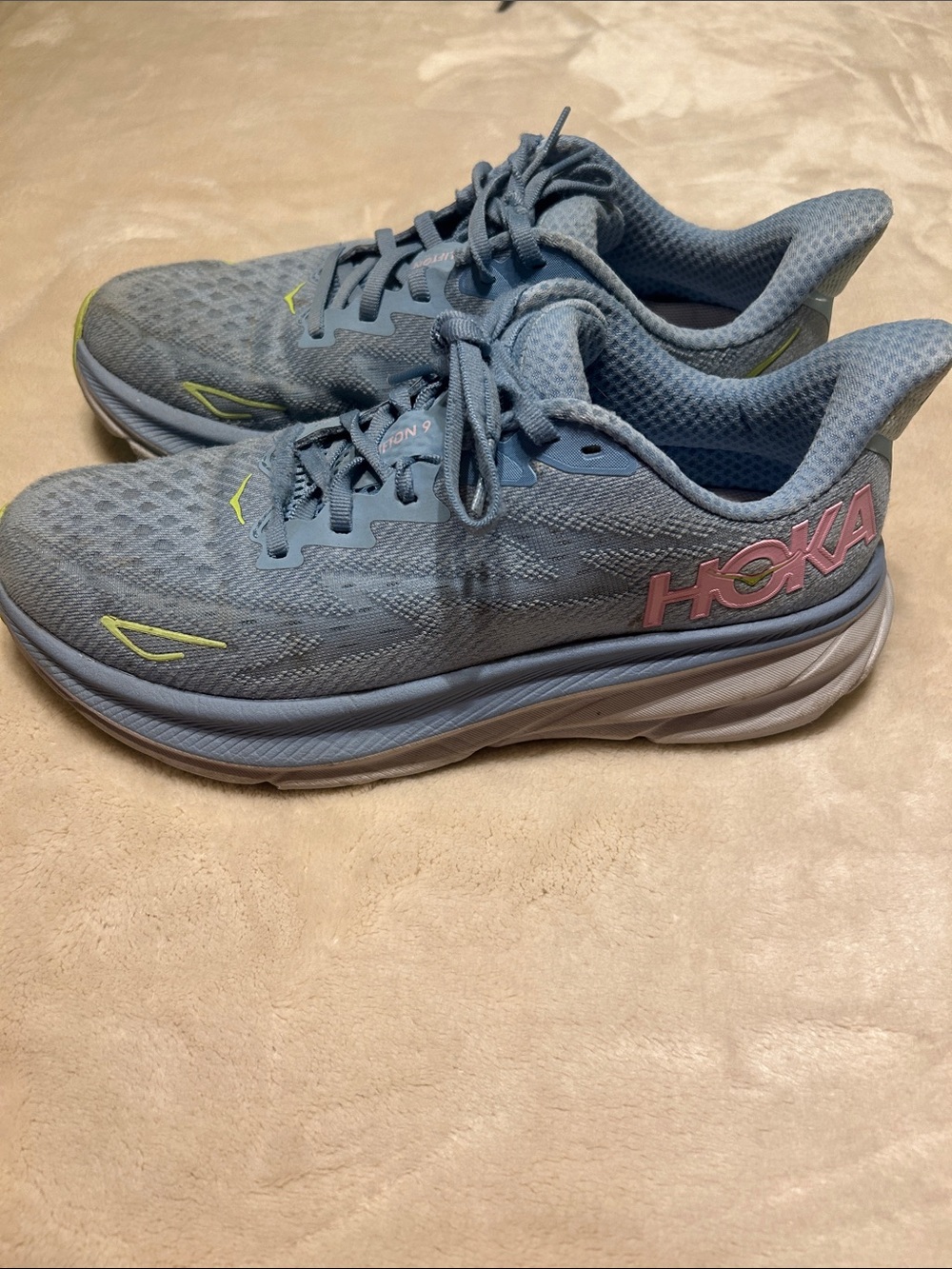 Hoka Men’s Gray Athletic Running Shoes with Lime Accents - Picture 3 of 3